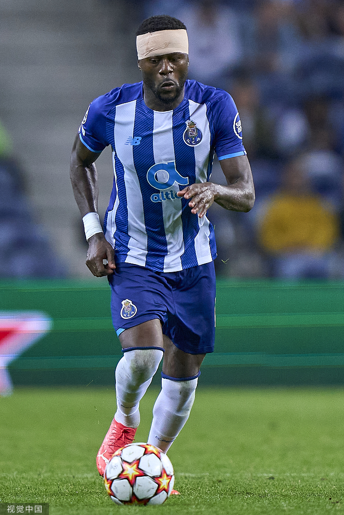 早田希娜状态火爆，大奖赛季后赛对阵波尔图，达拉斯独行侠力争连败(波尔图大学官网)